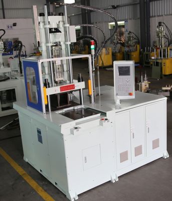 40T machine de moulage par injection hydraulique plastique verticale avec 340 mm de distance entre les barres de la corde