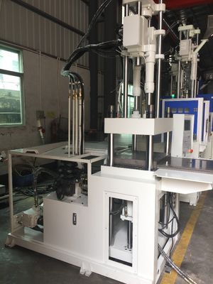 Machine de moulage par injection de plastique verticale 45T pour une production précise / précise