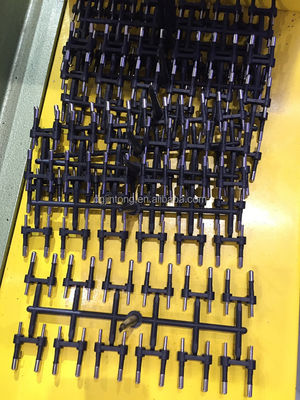 Machine de moulage par injection verticale de plastique de 13 kW 55T pour usine de fabrication