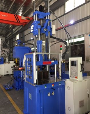 Machine de moulage par injection verticale hydraulique 55T avec 2 tables de travail