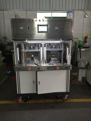 240 mm Max Open Daylight Machine de moulage par injection à basse pression JTT-200 Force d'éjection 8kN
