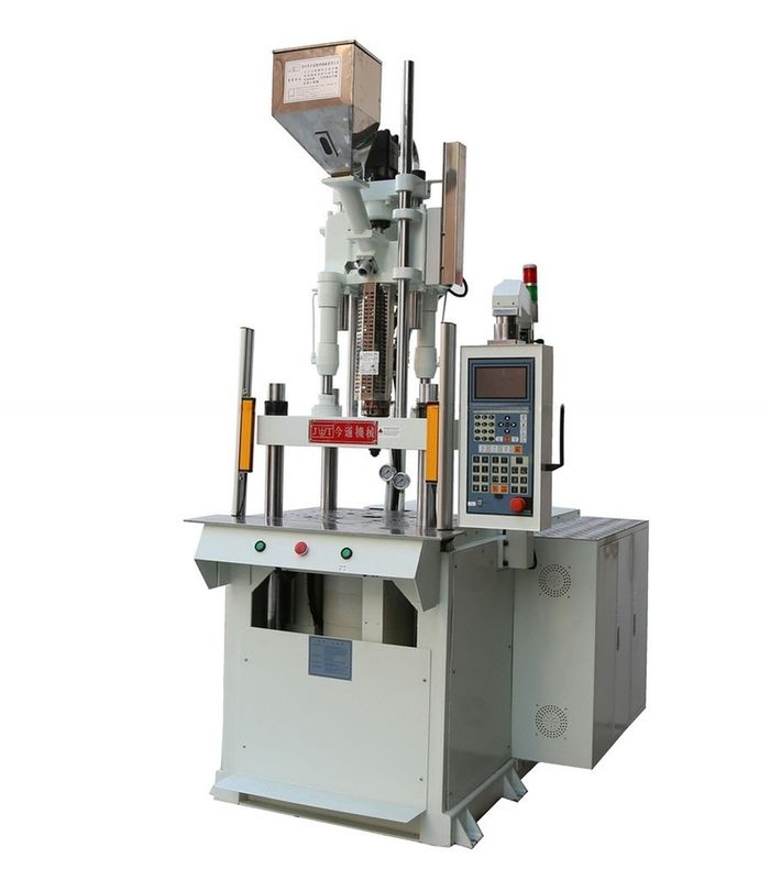 176 Cm3 Volume théorique de tir Fil dentaire Verticale Machine de moulage par injection de plastique 55T 12kW